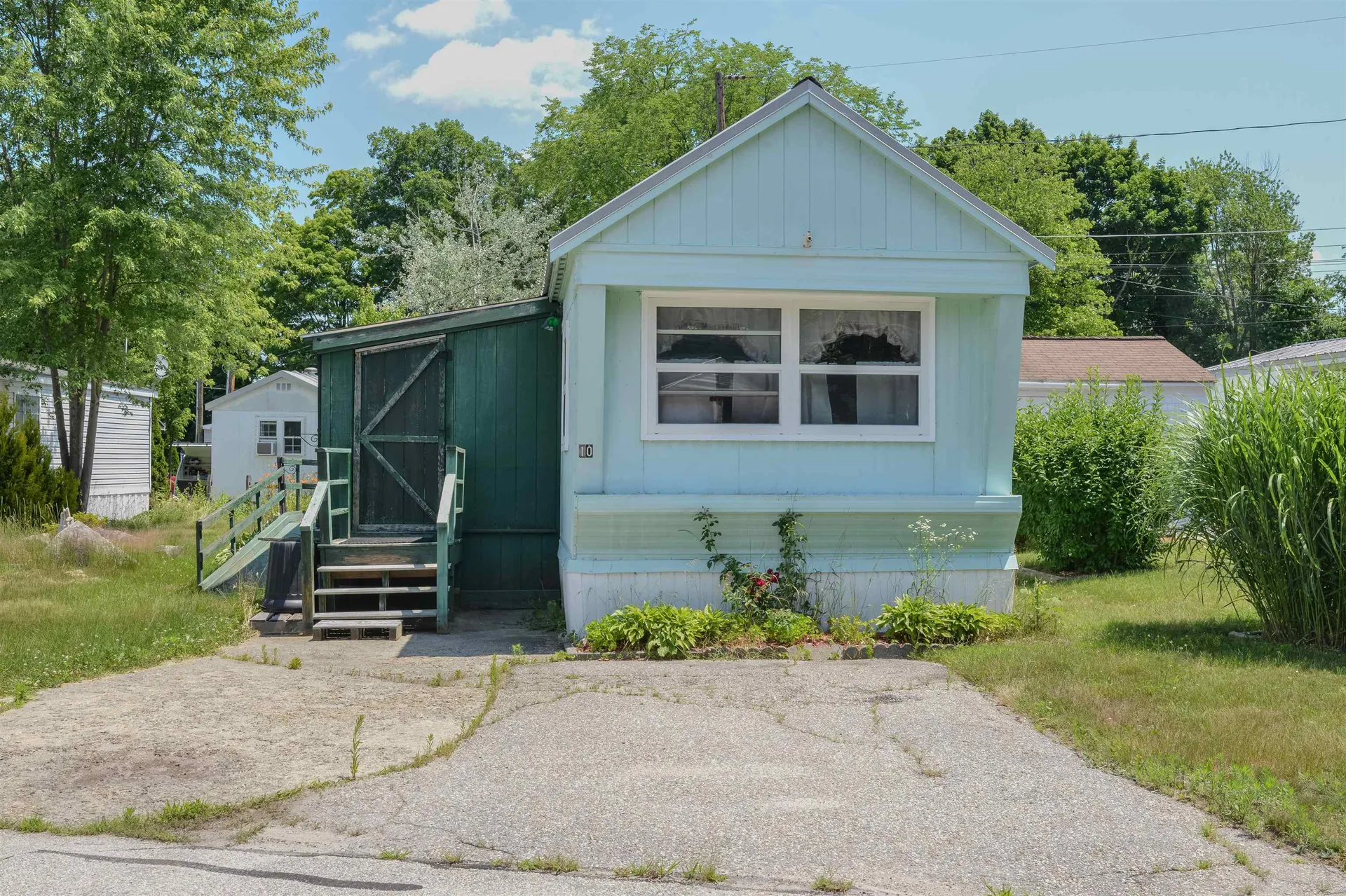 529 Nashua Street Milford NH 03055