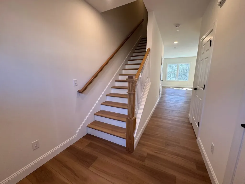 5A Dearborn Circle Goffstown NH 03045