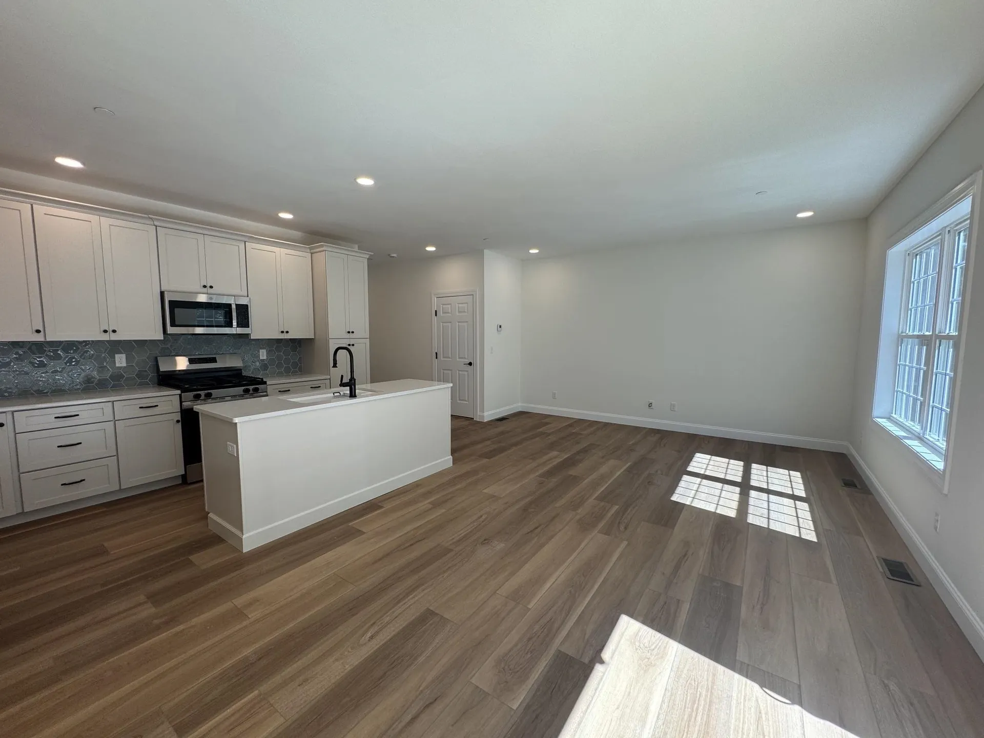 5A Dearborn Circle Goffstown NH 03045