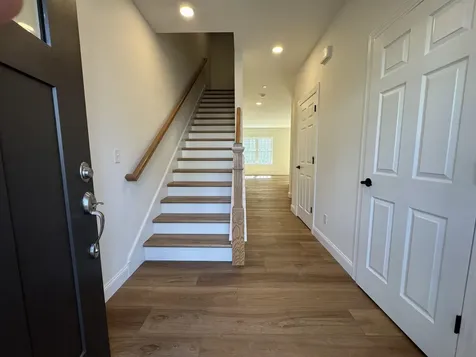 5A Dearborn Circle Goffstown NH 03045