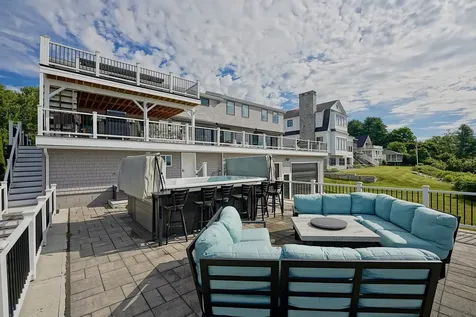 30 Cedar Point Road Durham NH 03824
