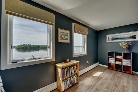 30 Cedar Point Road Durham NH 03824