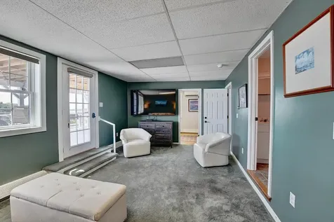 30 Cedar Point Road Durham NH 03824