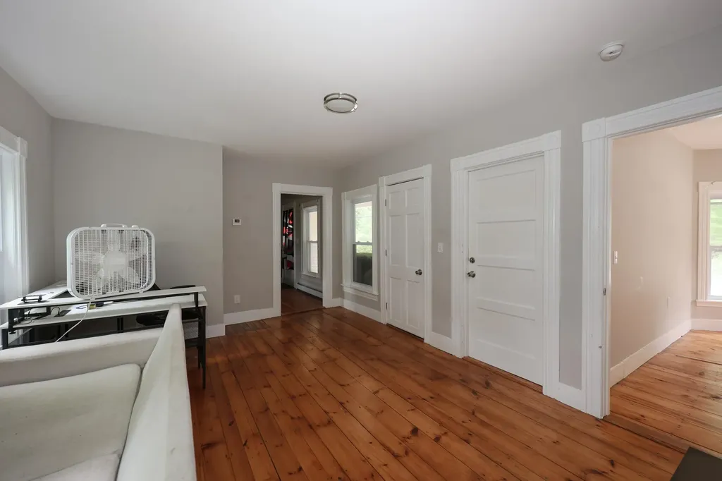 449 W. River Road Hooksett NH 03106