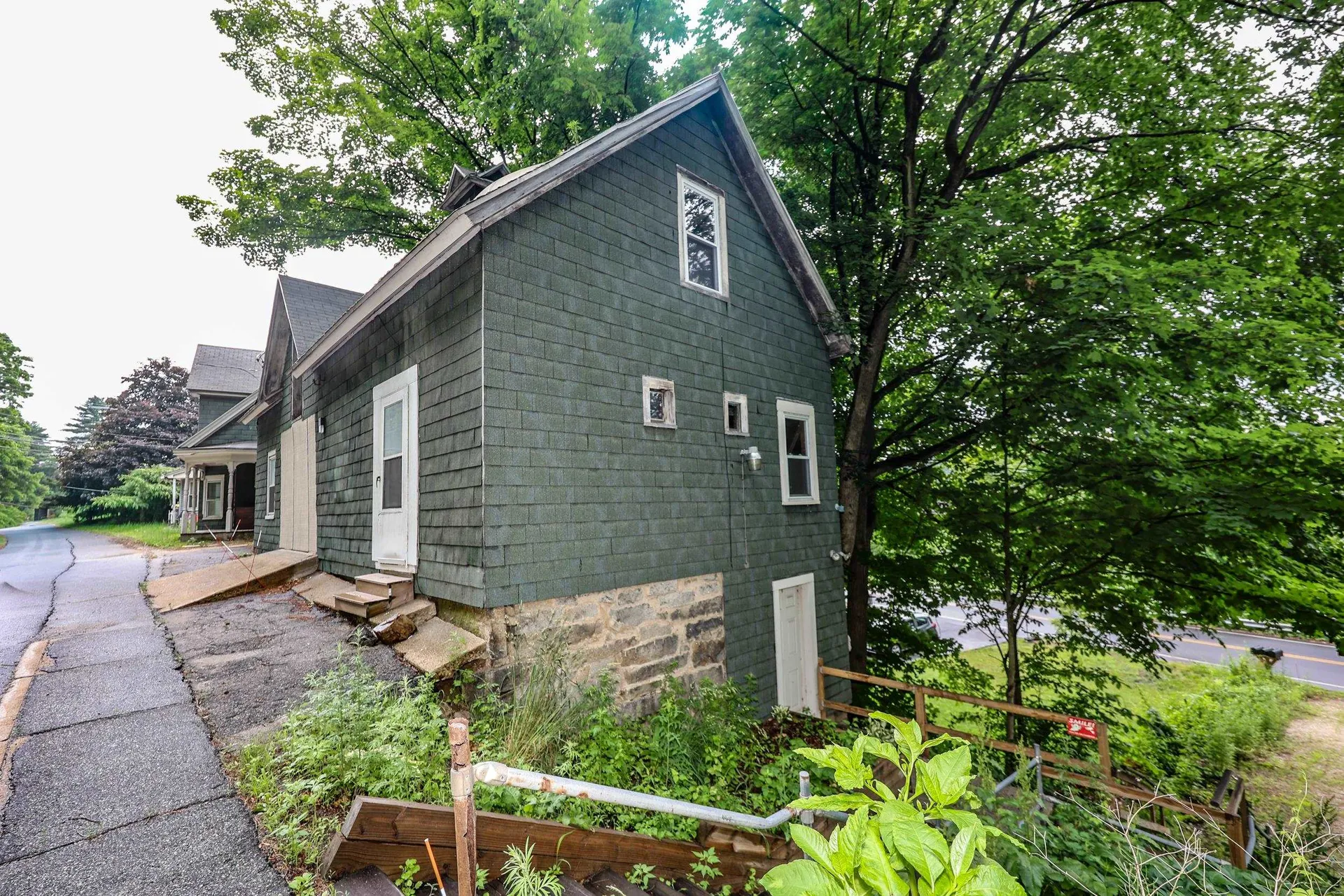 449 W. River Road Hooksett NH 03106