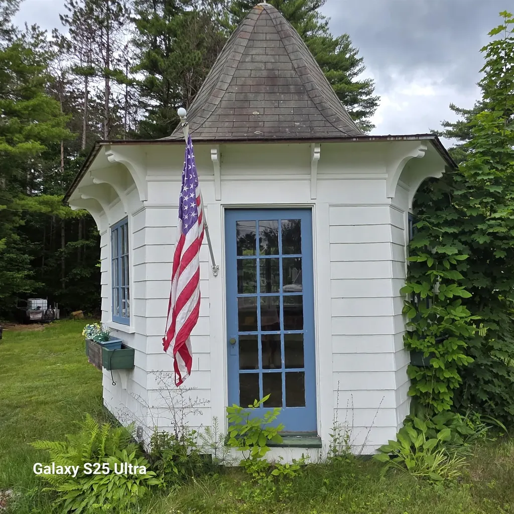 40 Old Granite Road Ossipee NH 03864-7359