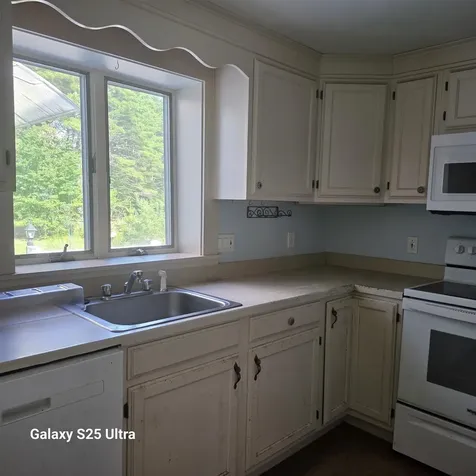 40 Old Granite Road Ossipee NH 03864-7359