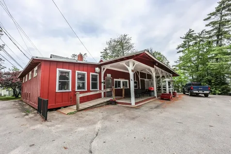 62 Old Rail Road Gilford NH 03246