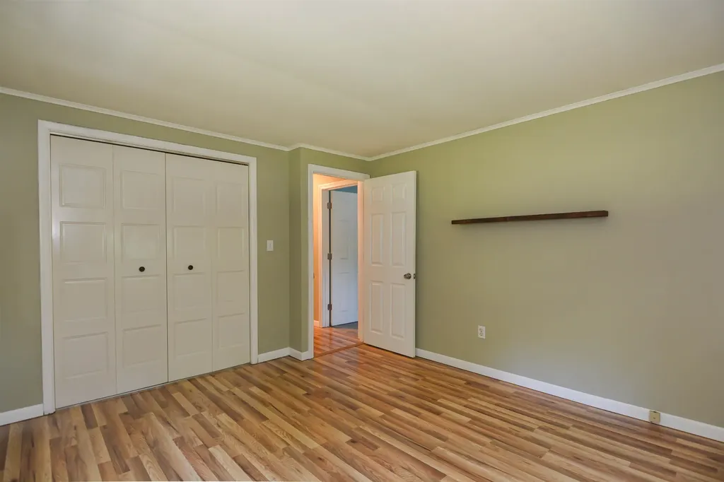 73 Brown Hill Road Hampstead NH 03826