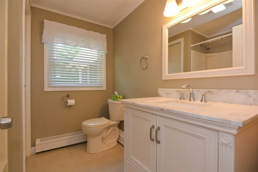73 Brown Hill Road Hampstead NH 03826
