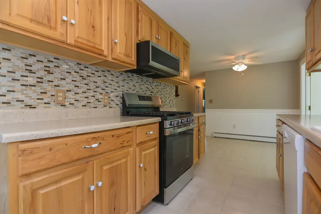 73 Brown Hill Road Hampstead NH 03826