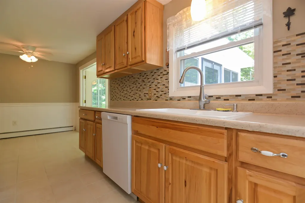 73 Brown Hill Road Hampstead NH 03826