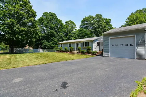 73 Brown Hill Road Hampstead NH 03826