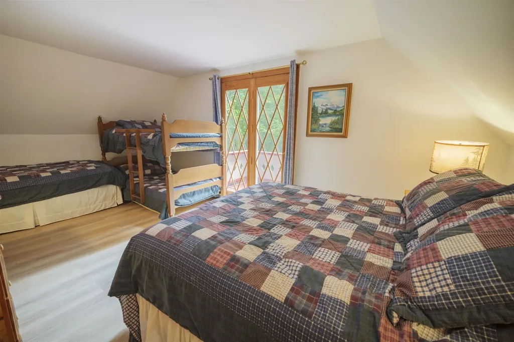 180 Debbie Higgins Lane Wardsboro VT 05355