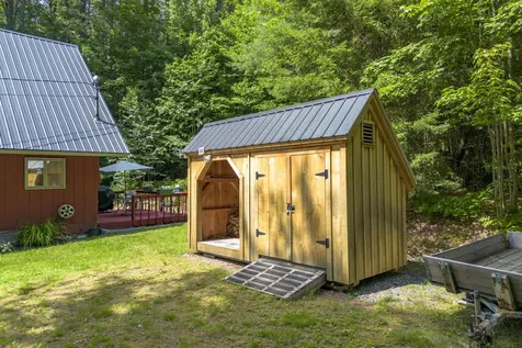 180 Debbie Higgins Lane Wardsboro VT 05355