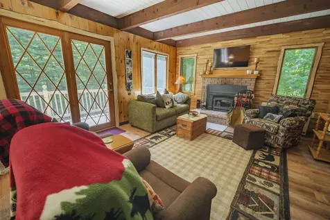 180 Debbie Higgins Lane Wardsboro VT 05355