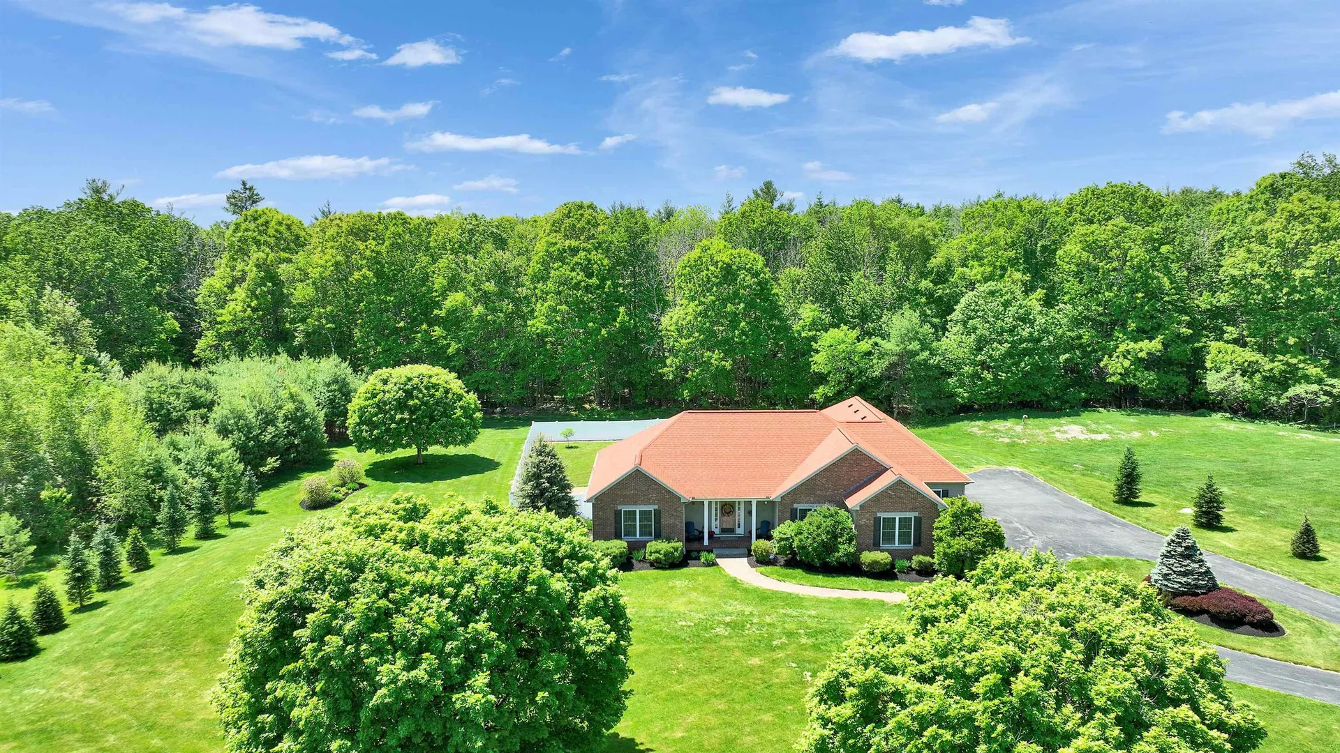 72 South Road Deerfield NH 03037