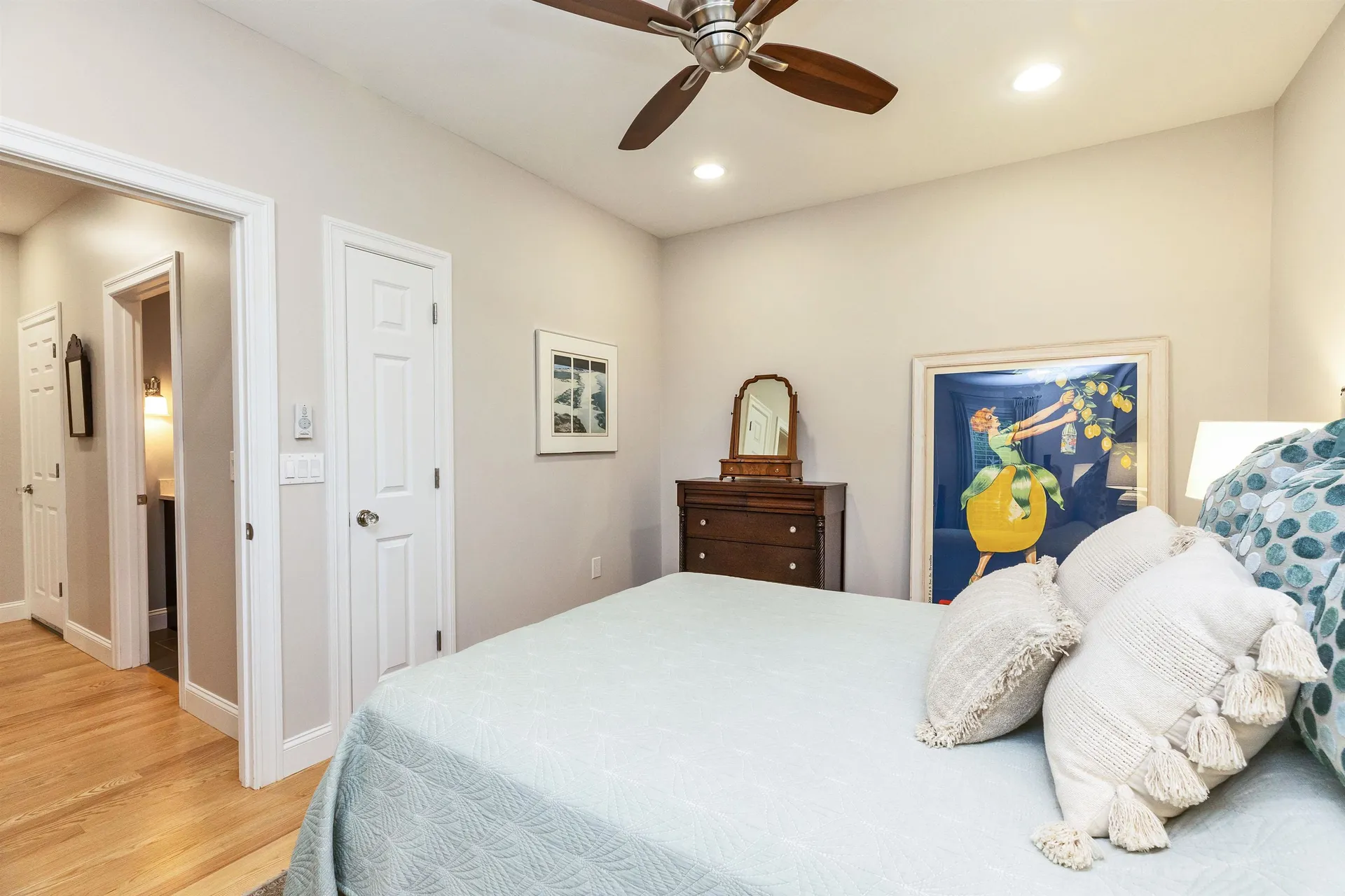 72 South Road Deerfield NH 03037