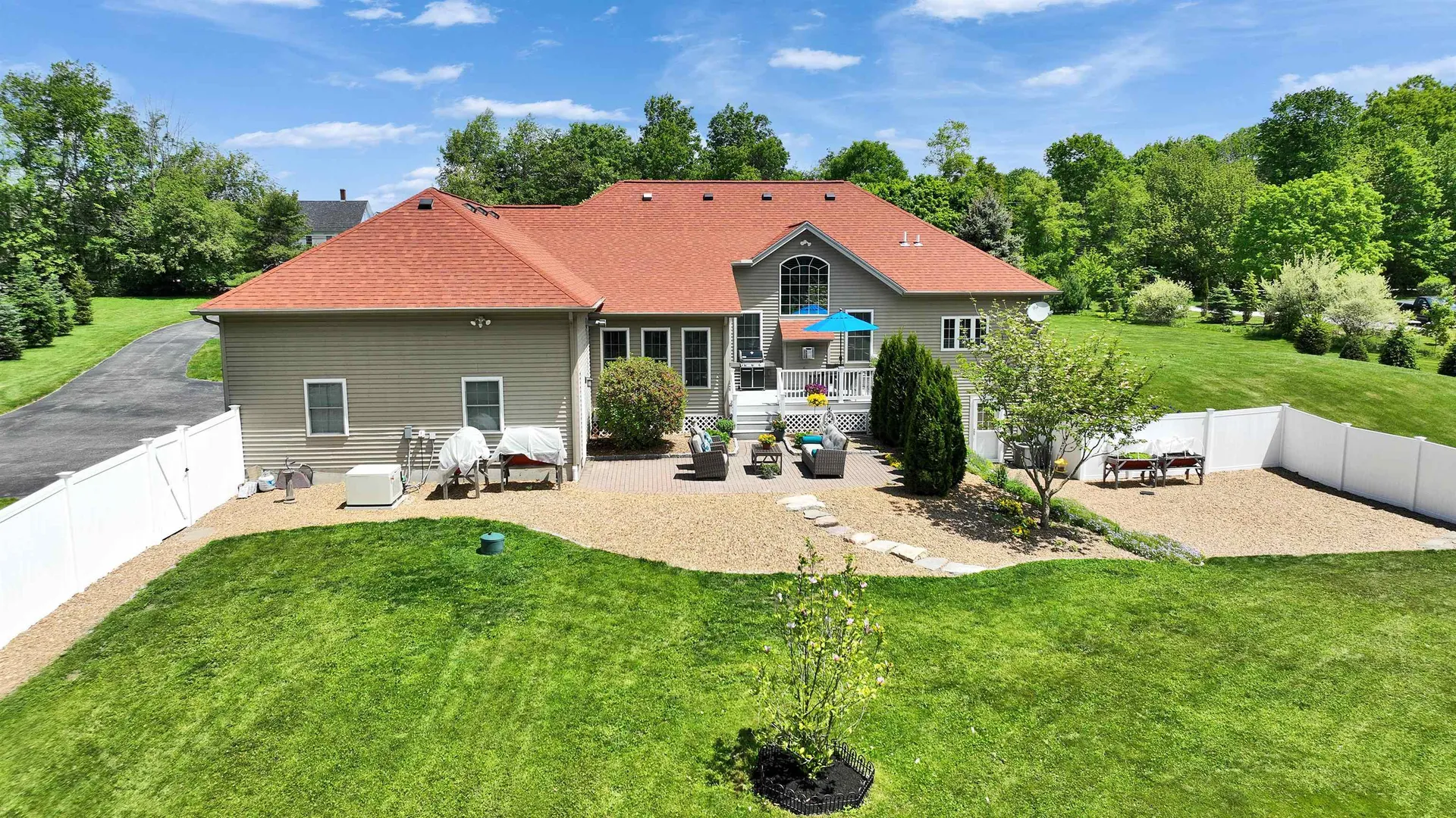 72 South Road Deerfield NH 03037
