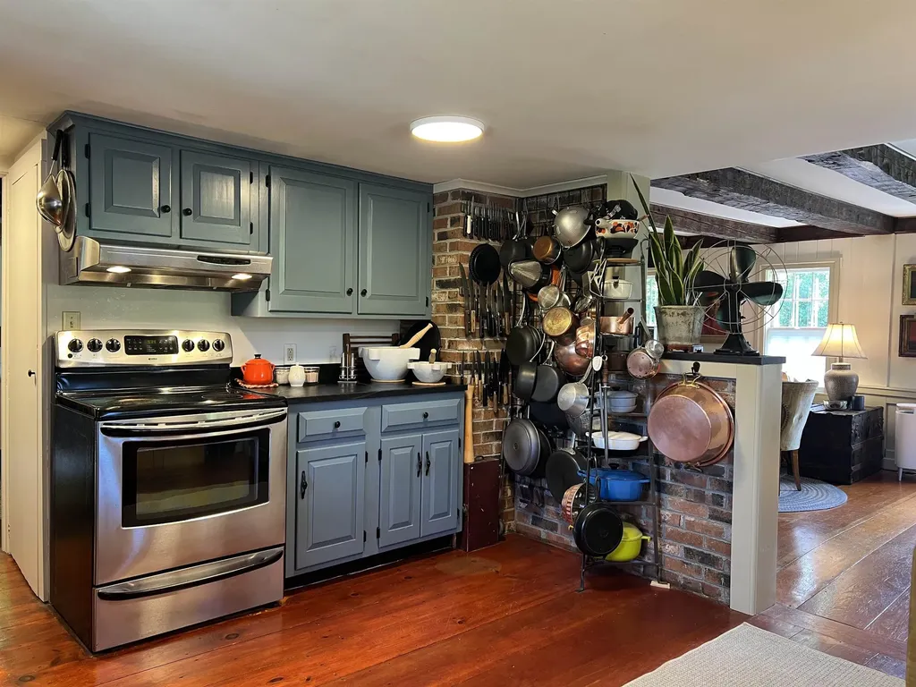 412 Hall Ranch Road Grafton VT 05146