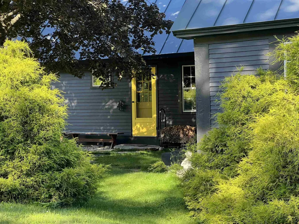 412 Hall Ranch Road Grafton VT 05146