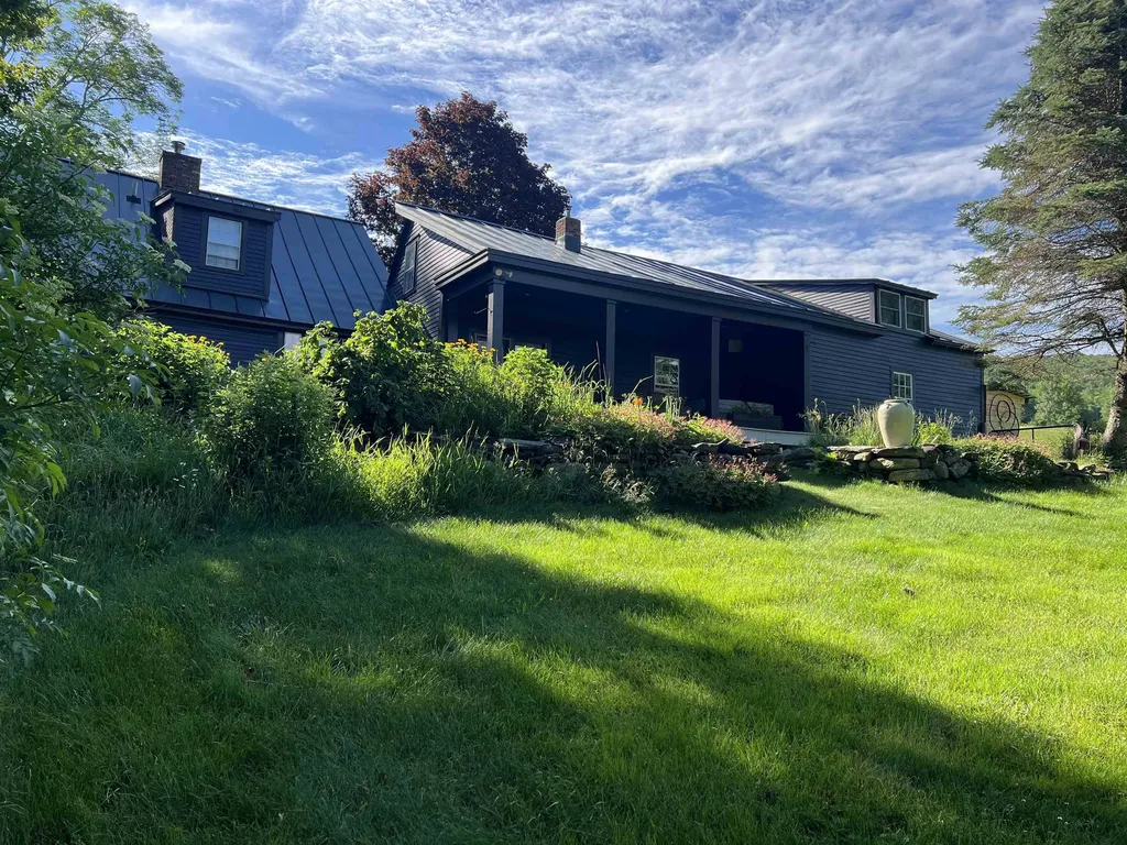 412 Hall Ranch Road Grafton VT 05146