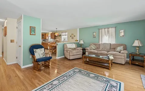 68 Barbara Lane Hudson NH 03051
