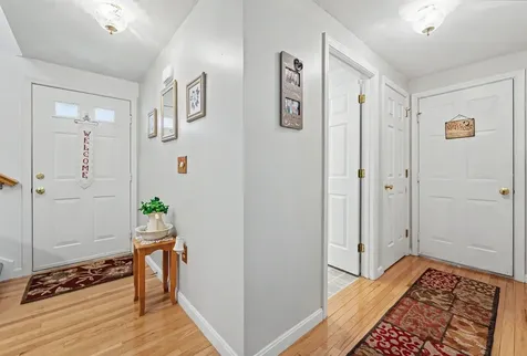 68 Barbara Lane Hudson NH 03051