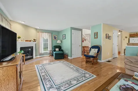 68 Barbara Lane Hudson NH 03051
