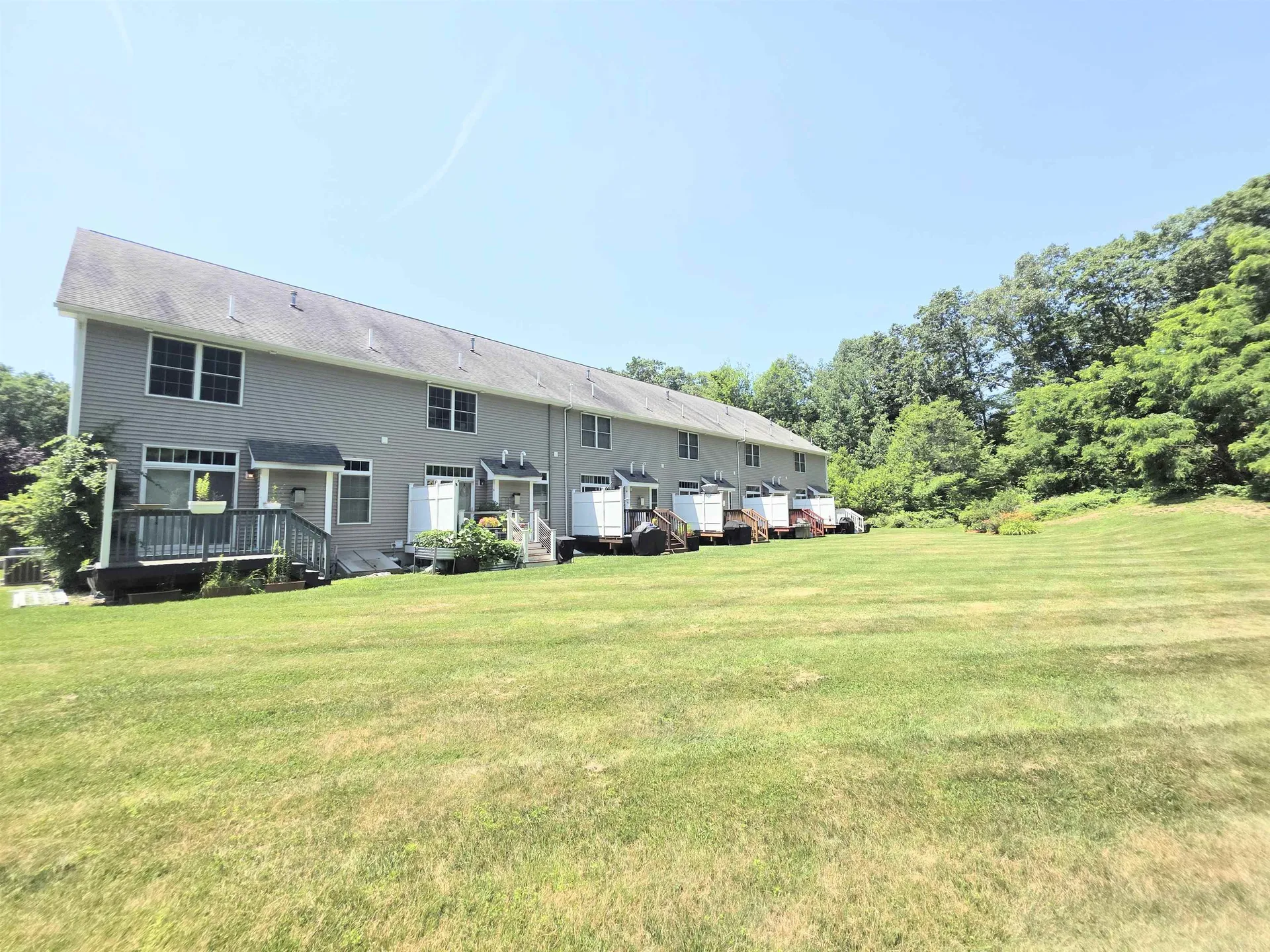 624 Main Street Fremont NH 03044