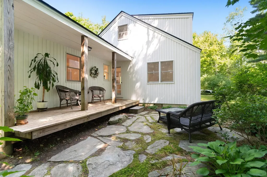 33 Hastings Road Waitsfield VT 05673