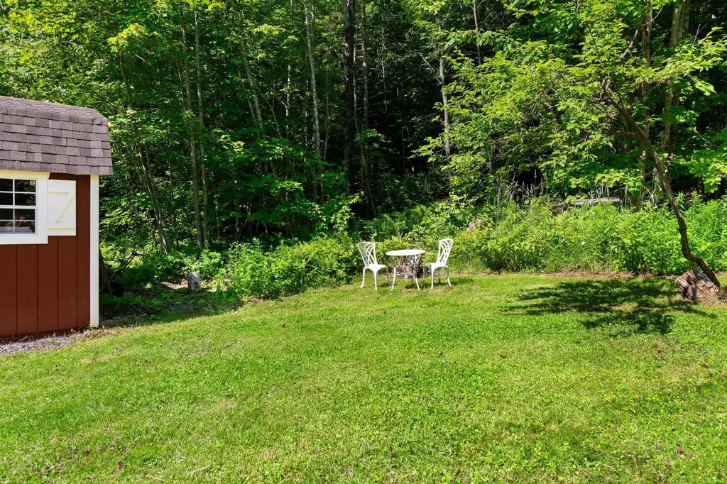 33 Hastings Road Waitsfield VT 05673