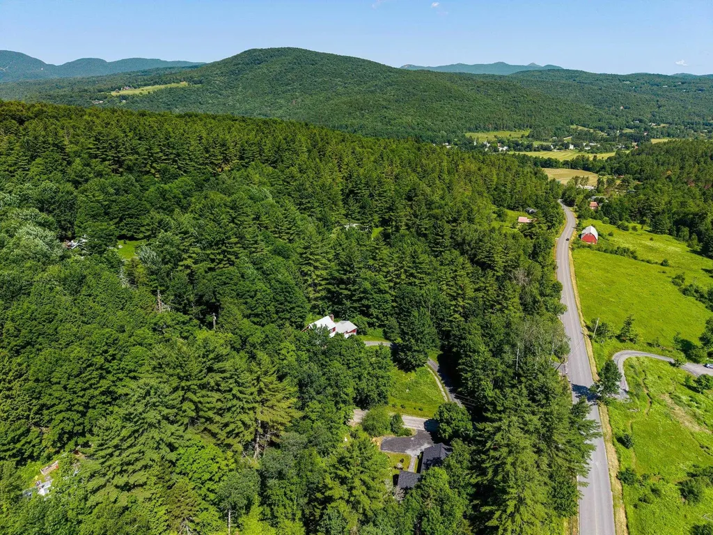 33 Hastings Road Waitsfield VT 05673