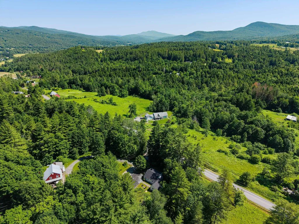 33 Hastings Road Waitsfield VT 05673