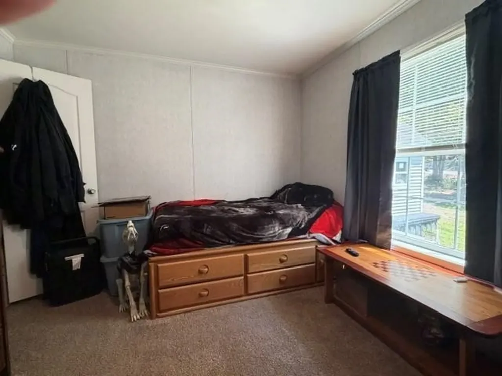 243 Buckley Road Weare NH 03281