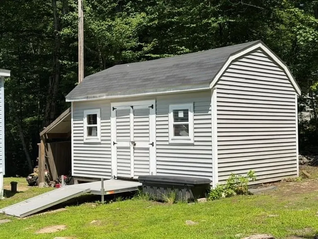 243 Buckley Road Weare NH 03281