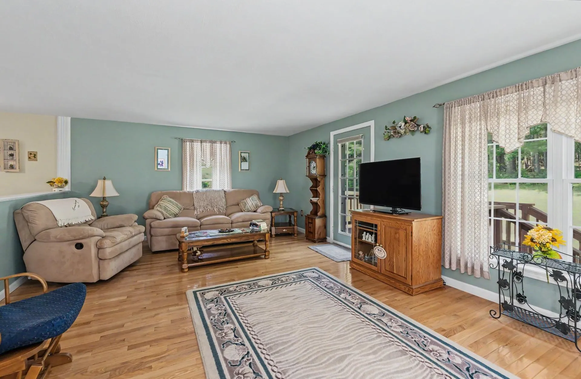 68 Barbara Lane Hudson NH 03051