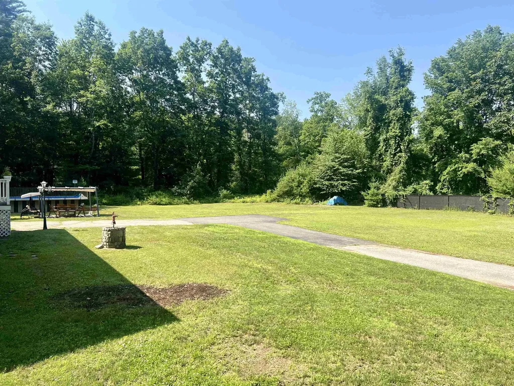 69 Bean Road Merrimack NH 03054