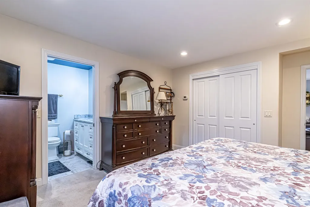 69 Bean Road Merrimack NH 03054