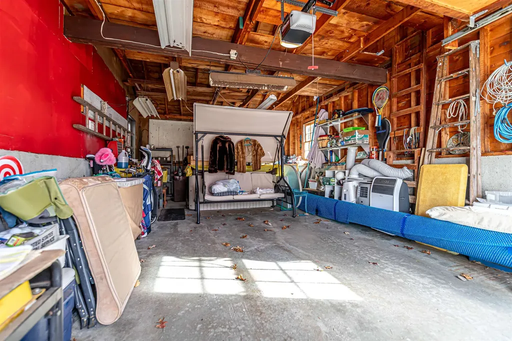 69 Bean Road Merrimack NH 03054