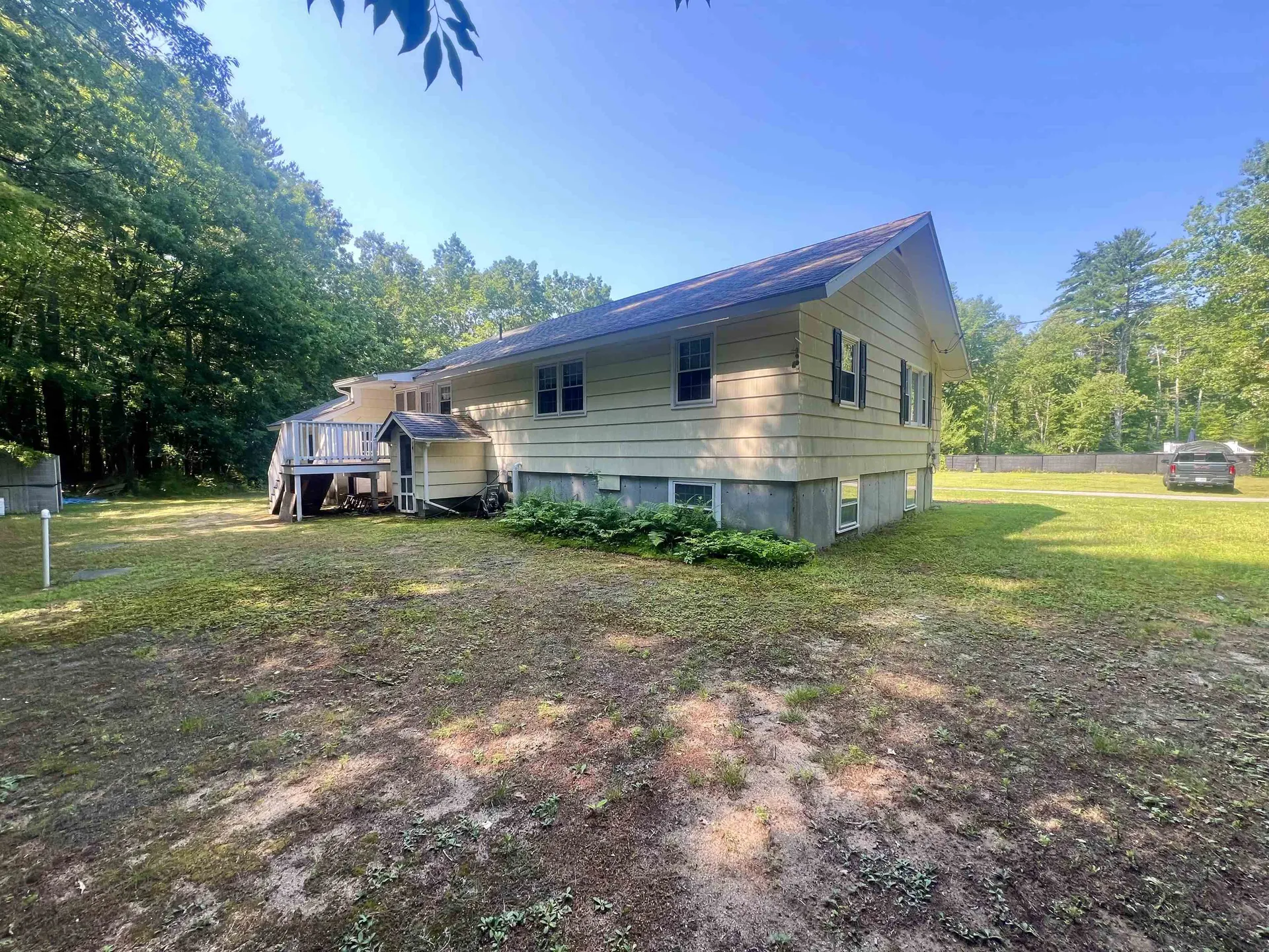 69 Bean Road Merrimack NH 03054