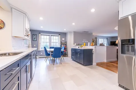 69 Bean Road Merrimack NH 03054