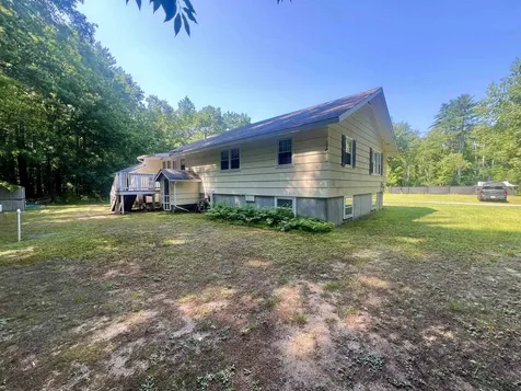 69 Bean Road Merrimack NH 03054