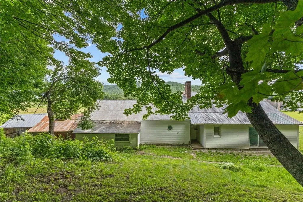 63 River Road Underhill VT 05489