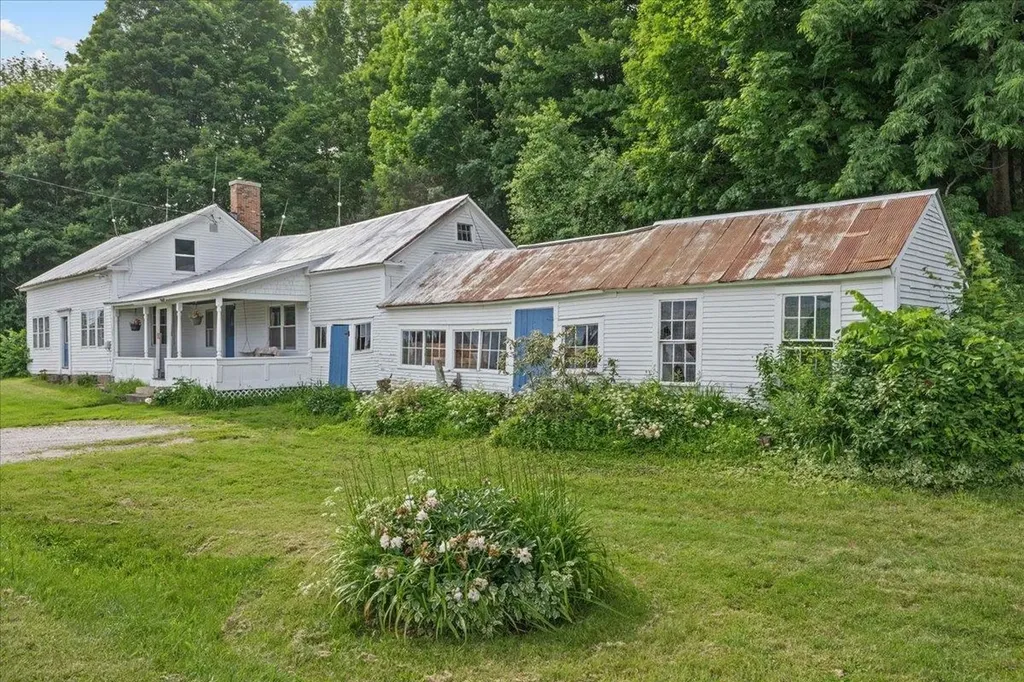 63 River Road Underhill VT 05489