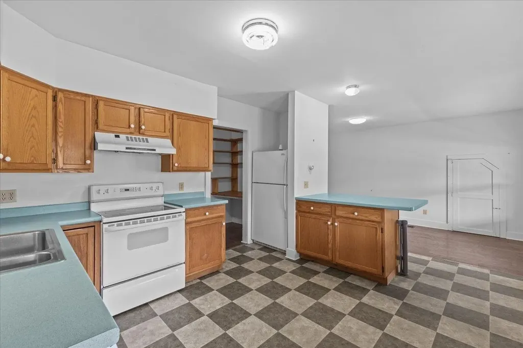 63 River Road Underhill VT 05489