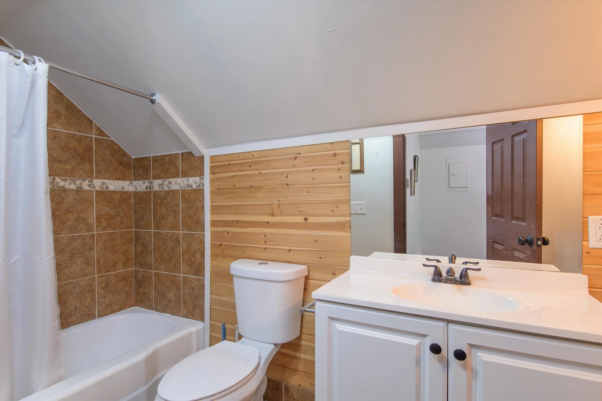 85 100 Route Dover VT 05356