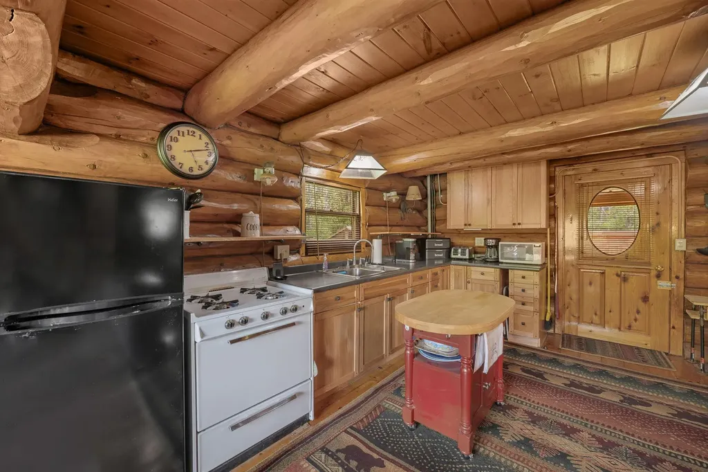 112/107 High Loop Road Clarksville NH 03592
