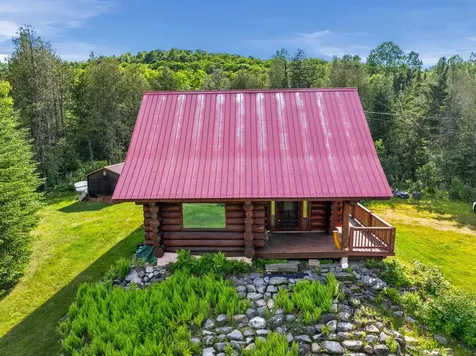 112/107 High Loop Road Clarksville NH 03592