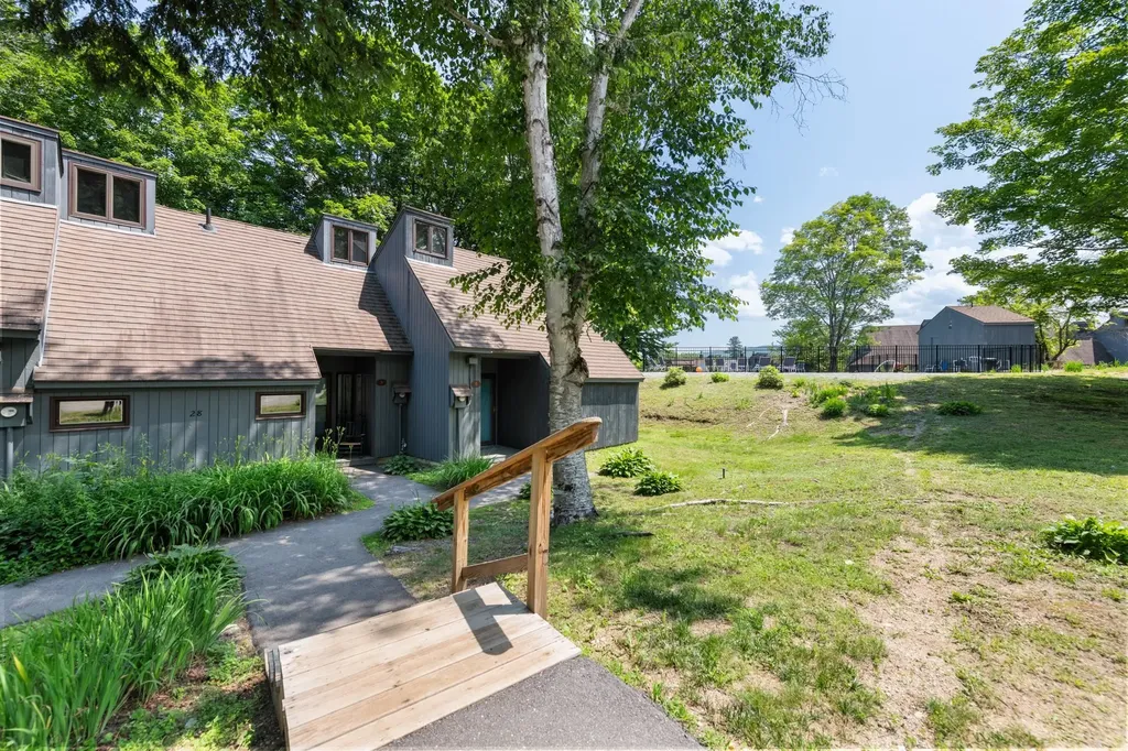 28 Tripplewood Road Campton NH 03223